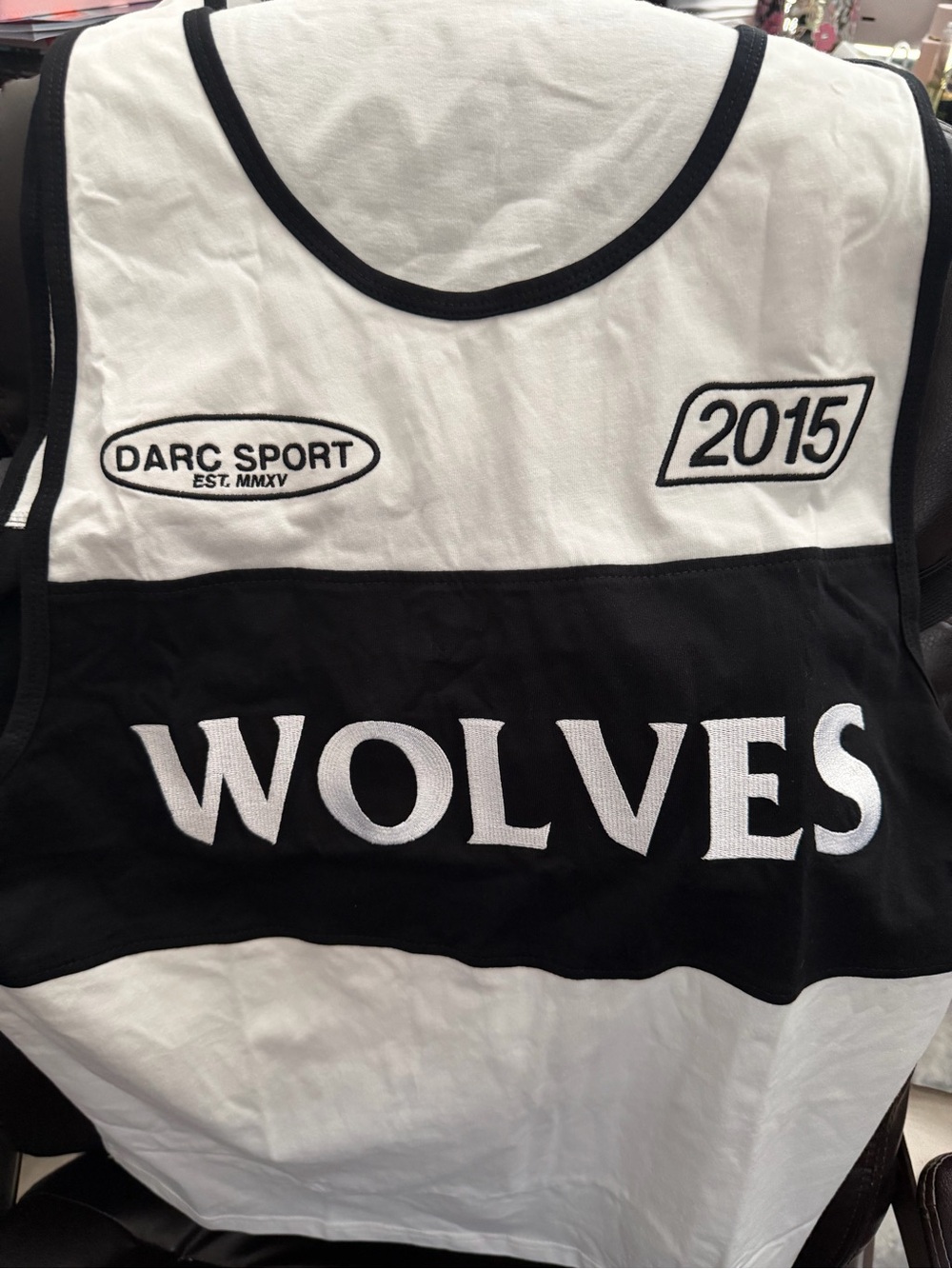 Darc Sport Black & White WOLVES Athletic Tank Large